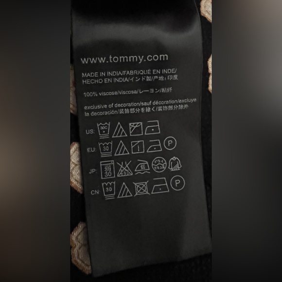 🌺TOMMY HILFIGER🌺 TOP 🌺 HOST PICK 🌺 - Picture 15 of 16